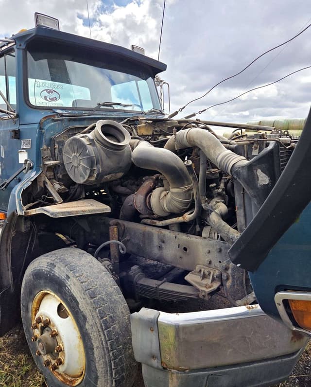 Image of Ford LTL9000 equipment image 1