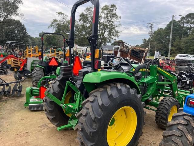 Image of John Deere 4052M equipment image 4