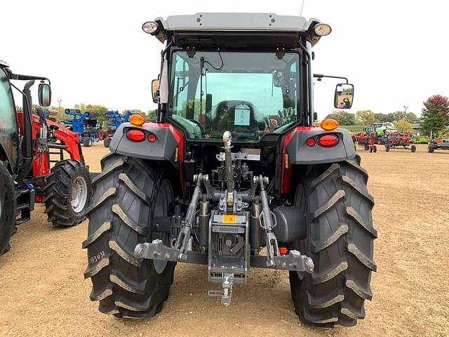 Image of Massey Ferguson 6713 equipment image 2