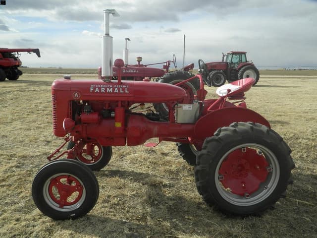 Image of Farmall A equipment image 3