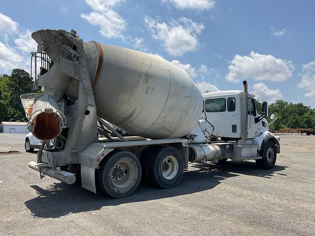 Image of Peterbilt 567 equipment image 2