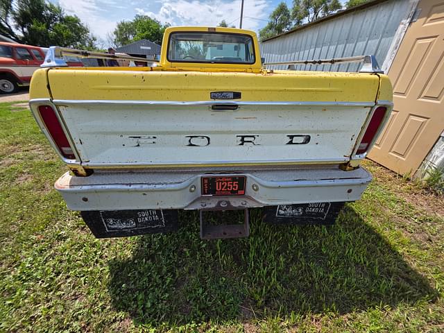 Image of Ford F-150 equipment image 4