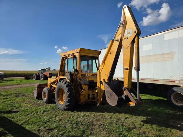 Image of John Deere 510 equipment image 1