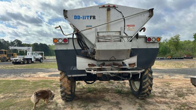 Image of Spra-Coupe 4440 equipment image 3