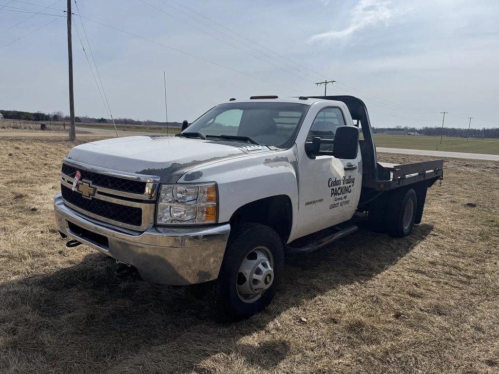 Image of Chevrolet 3500HD Primary image