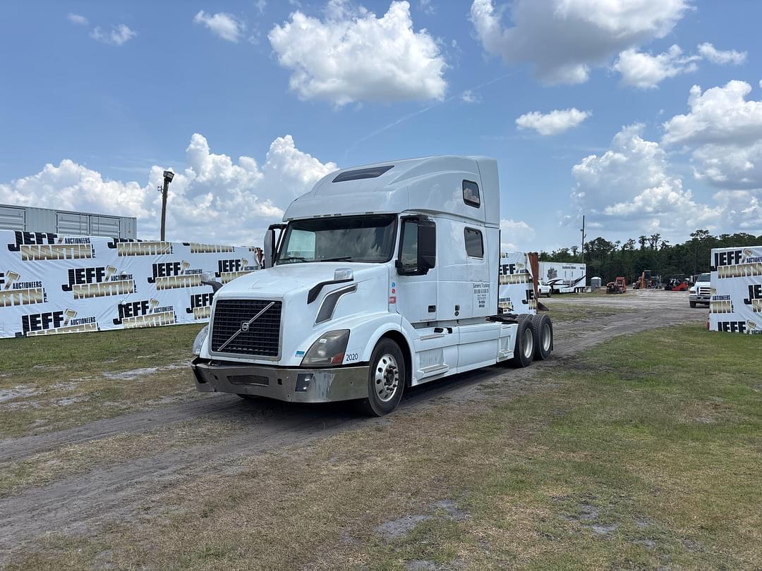 Image of Volvo VNL Primary image