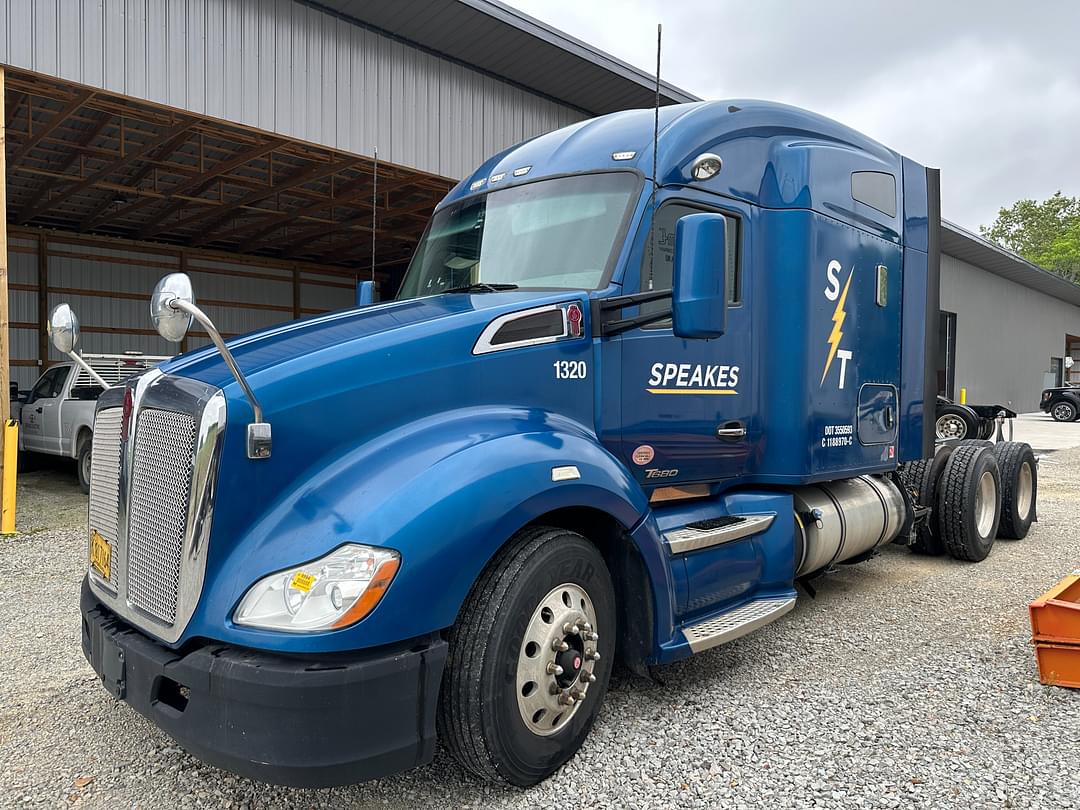 Image of Kenworth T680 Primary image