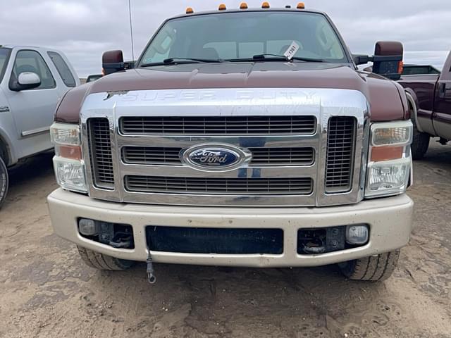 Image of Ford F-350 equipment image 1