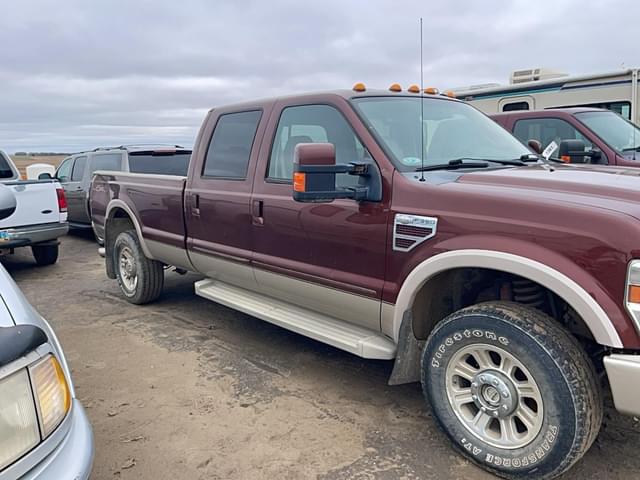 Image of Ford F-350 equipment image 3