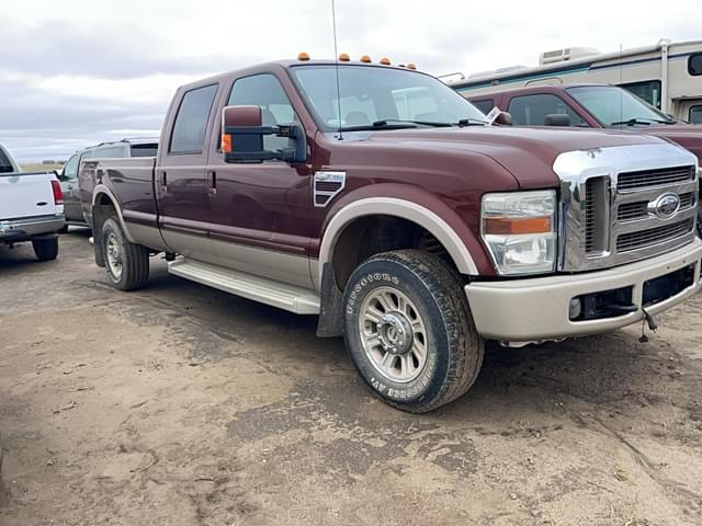 Image of Ford F-350 equipment image 2