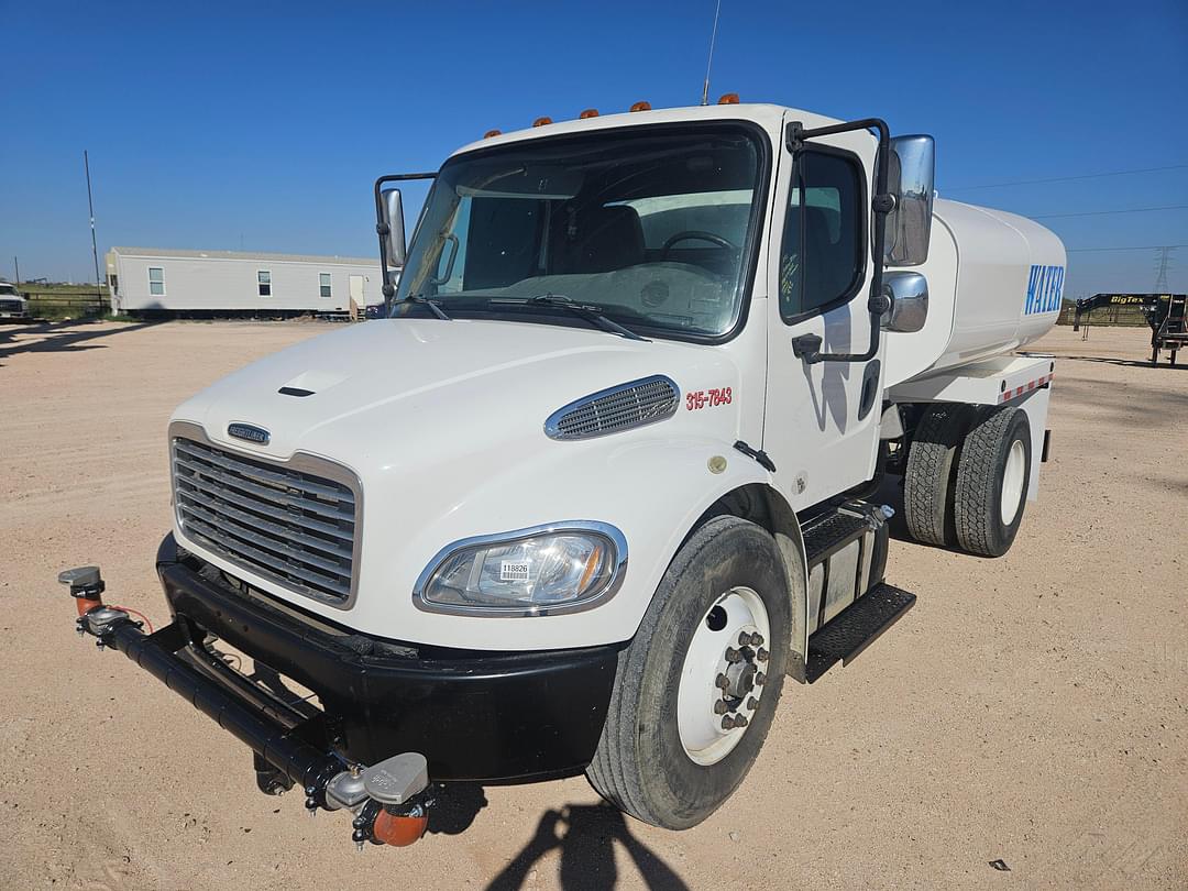 Image of Freightliner M2 Primary image