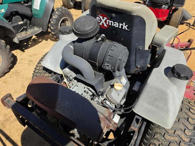 Image of Exmark Lazer Z equipment image 4