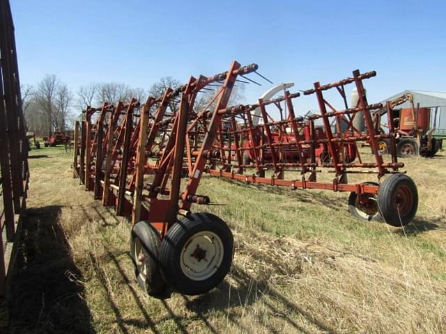 Image of Melroe 420 equipment image 3