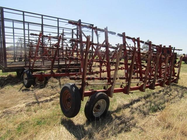 Image of Melroe 420 equipment image 2