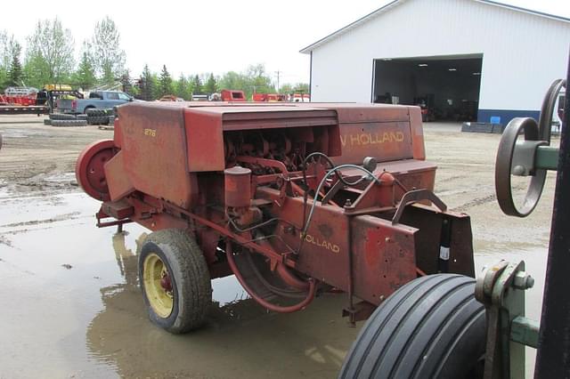 Image of New Holland 276 equipment image 4