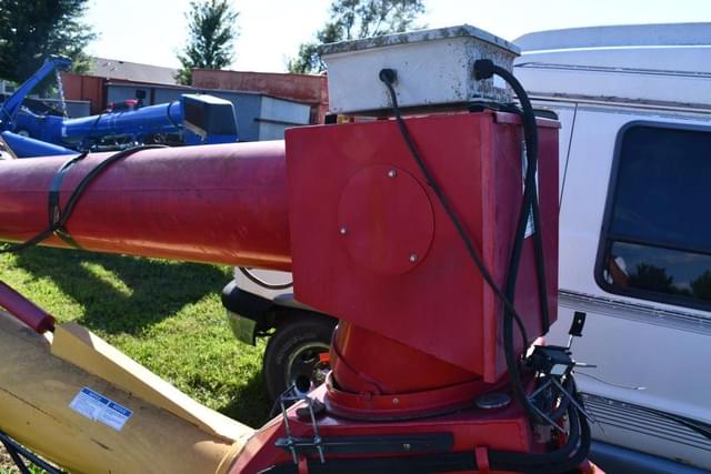 Image of Westfield 13x94 equipment image 4