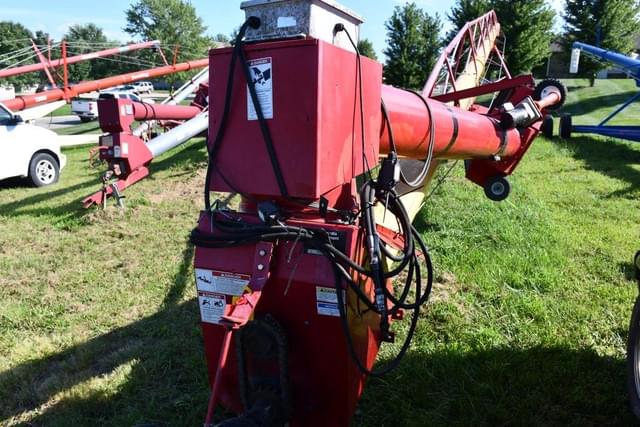 Image of Westfield 13x94 equipment image 3