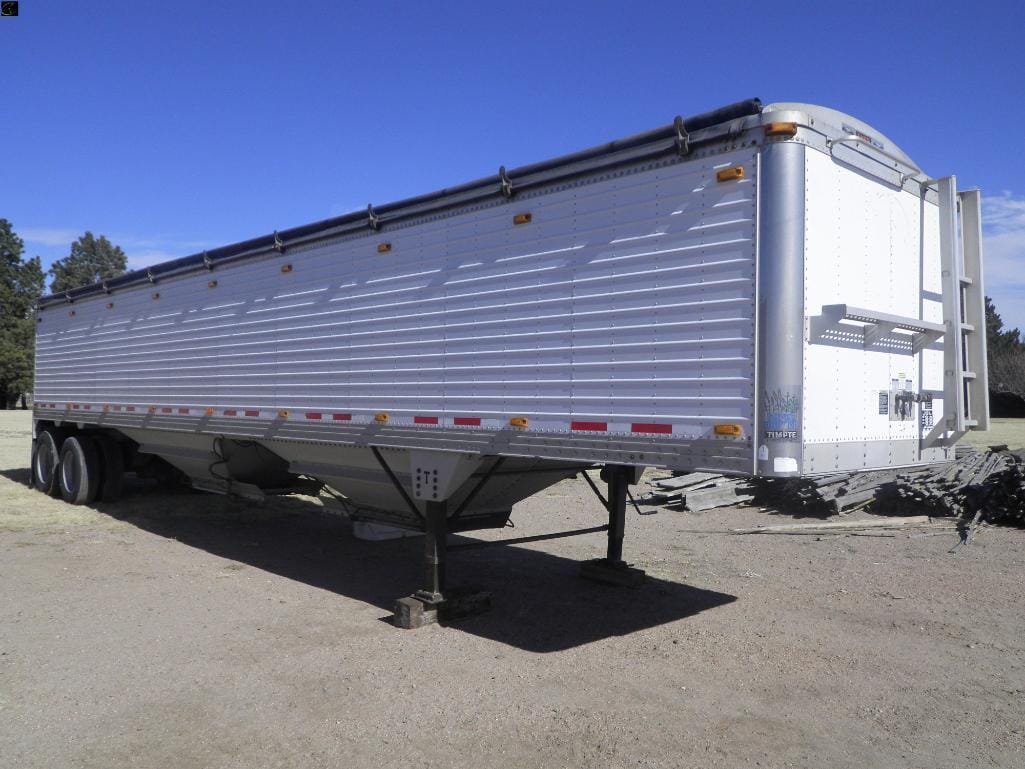 2011 Timpte Super Hopper Equipment Image0