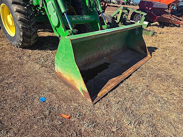 Image of John Deere 6115D equipment image 2