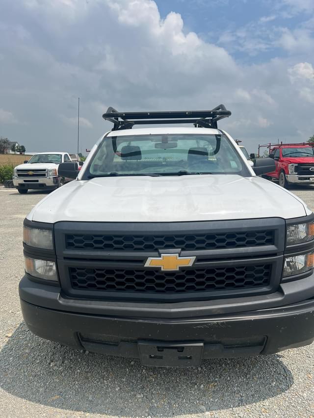Image of Chevrolet Silverado equipment image 3