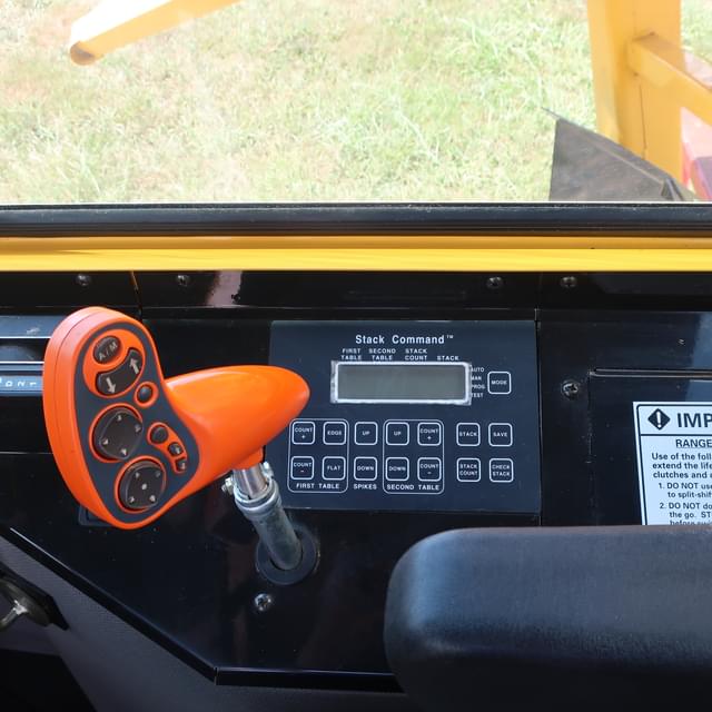 Image of New Holland Stack Cruiser equipment image 4