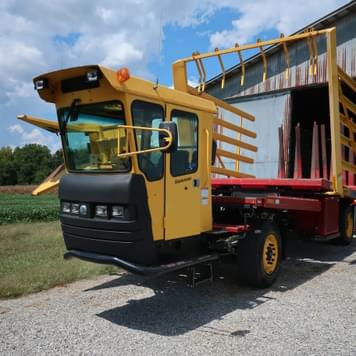 Main image New Holland Stack Cruiser