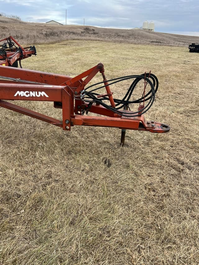 Image of Morris Magnum equipment image 1