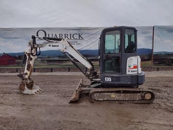 Main image Bobcat E35
