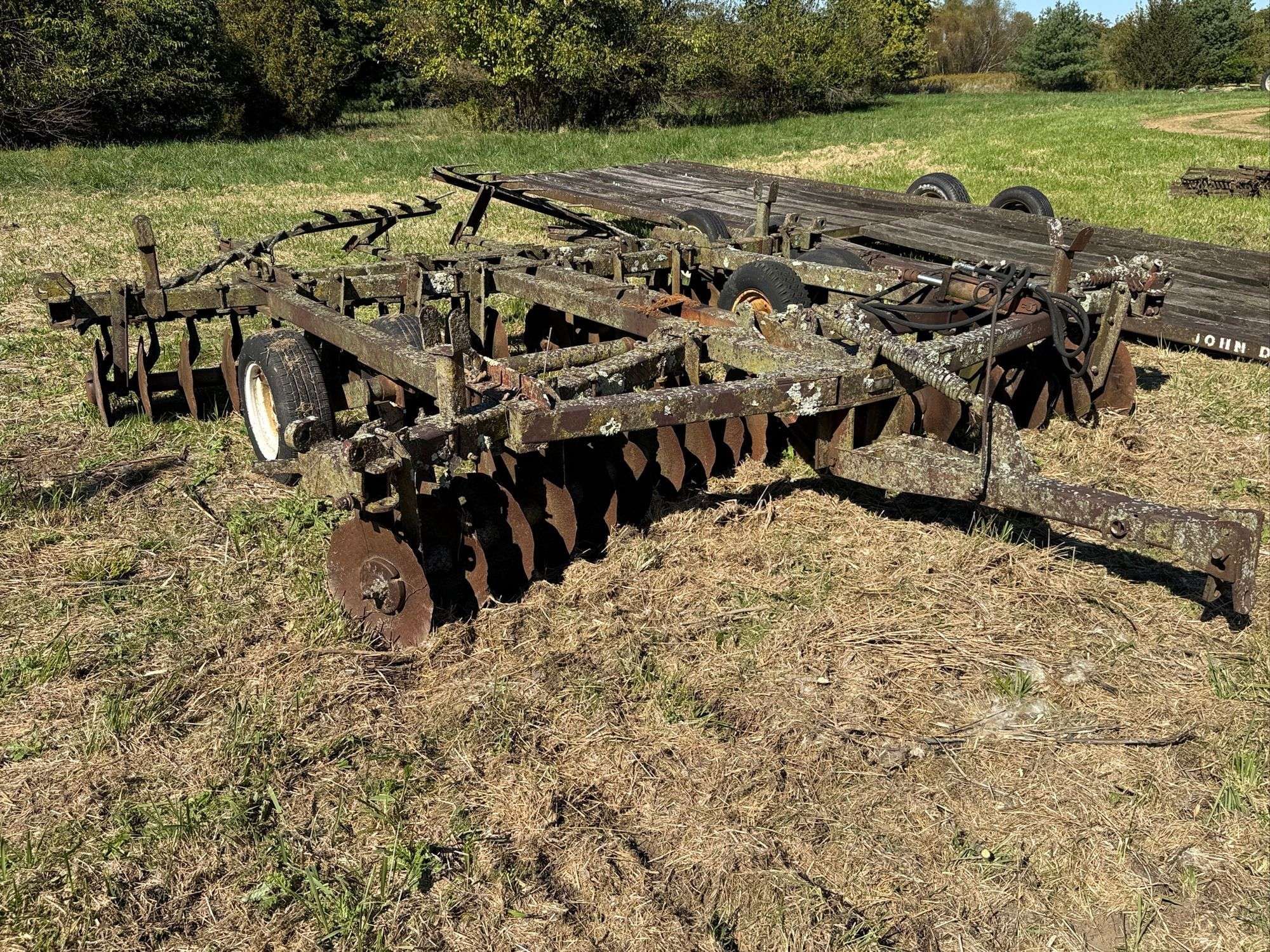 Bush Hog 1438 Equipment Image0