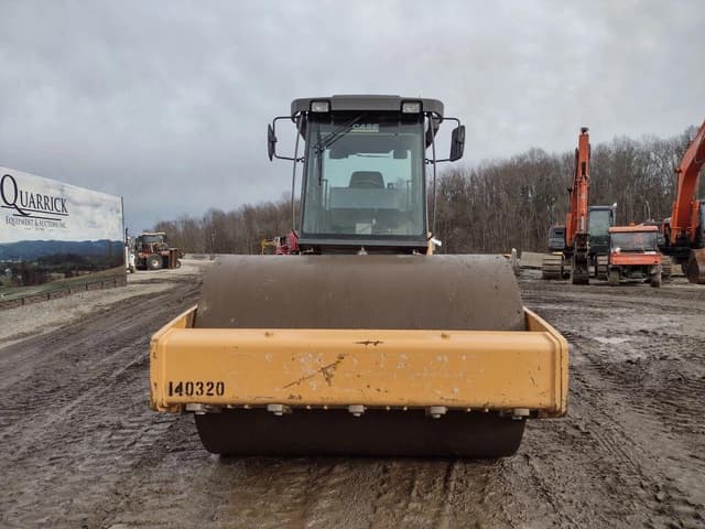 Image of Case SV212 equipment image 1