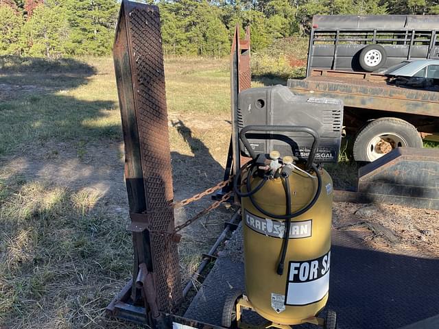 Image of Ditch Witch 16039 equipment image 2