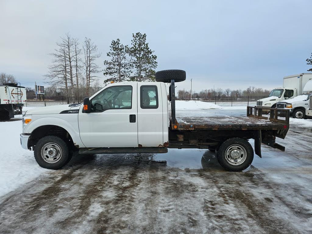 2014 Ford F-350 Equipment Image0