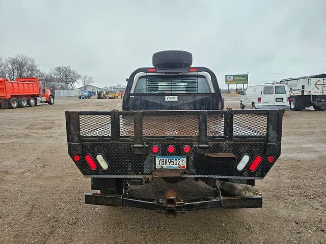 Image of Ford F-350 equipment image 3