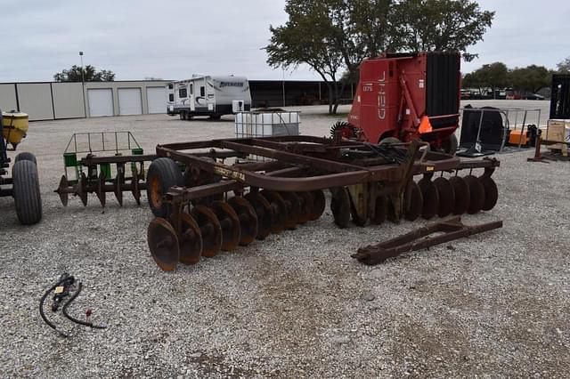 Image of John Deere 215 equipment image 1