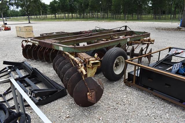 Image of John Deere 310 equipment image 3