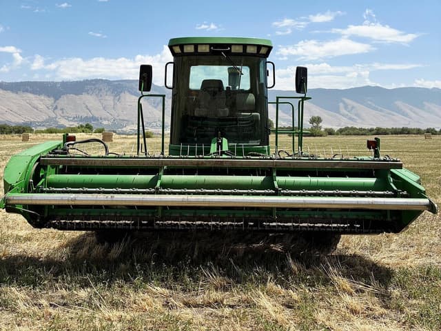Image of John Deere 4895 equipment image 1