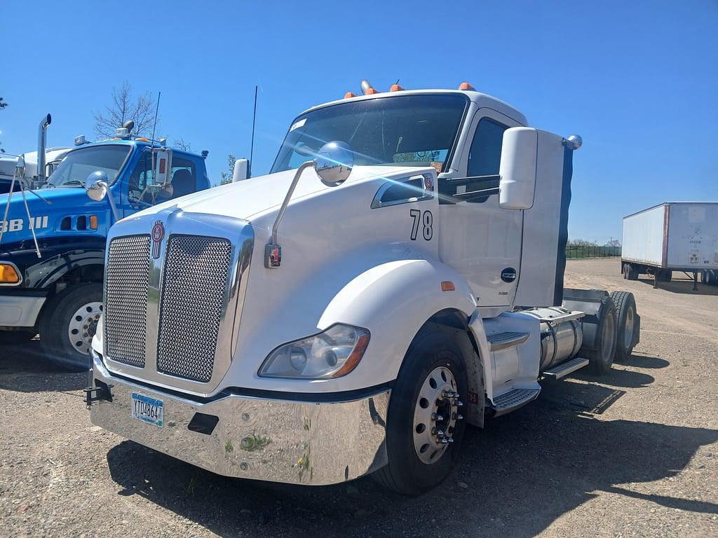 Image of Kenworth T680 Primary image
