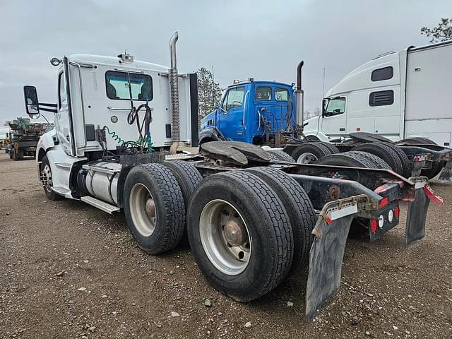 Image of Kenworth T680 equipment image 2