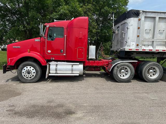 Image of Kenworth T800 equipment image 1