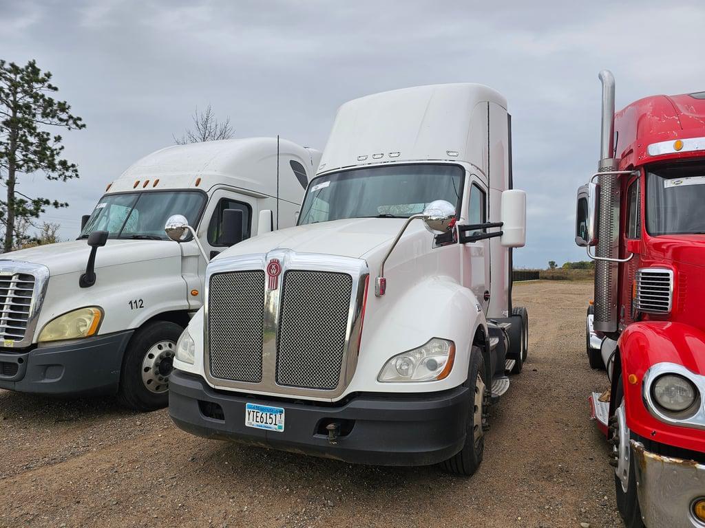 Image of Kenworth T680 Primary image
