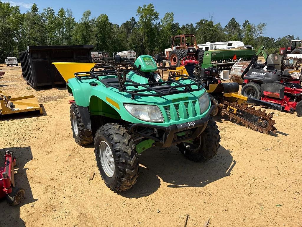 Image of Arctic Cat 550 Primary image
