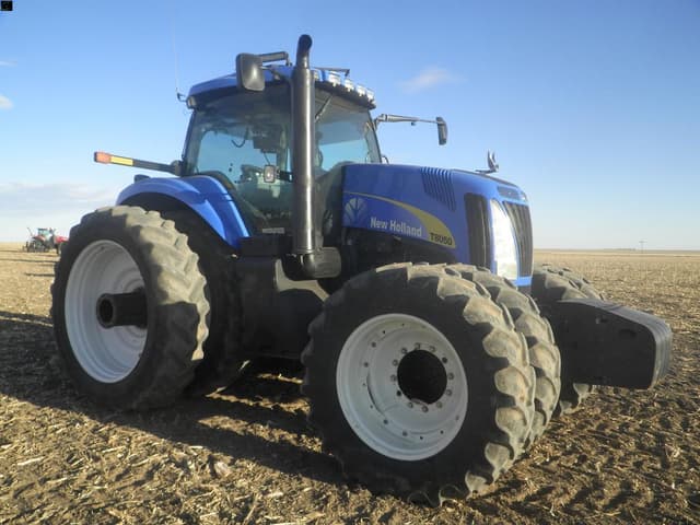 Image of New Holland T8050 equipment image 2