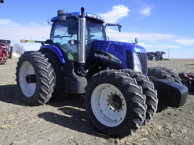 Image of New Holland TG285 equipment image 3