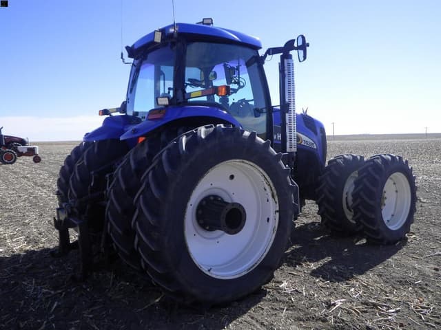 Image of New Holland TG285 equipment image 2