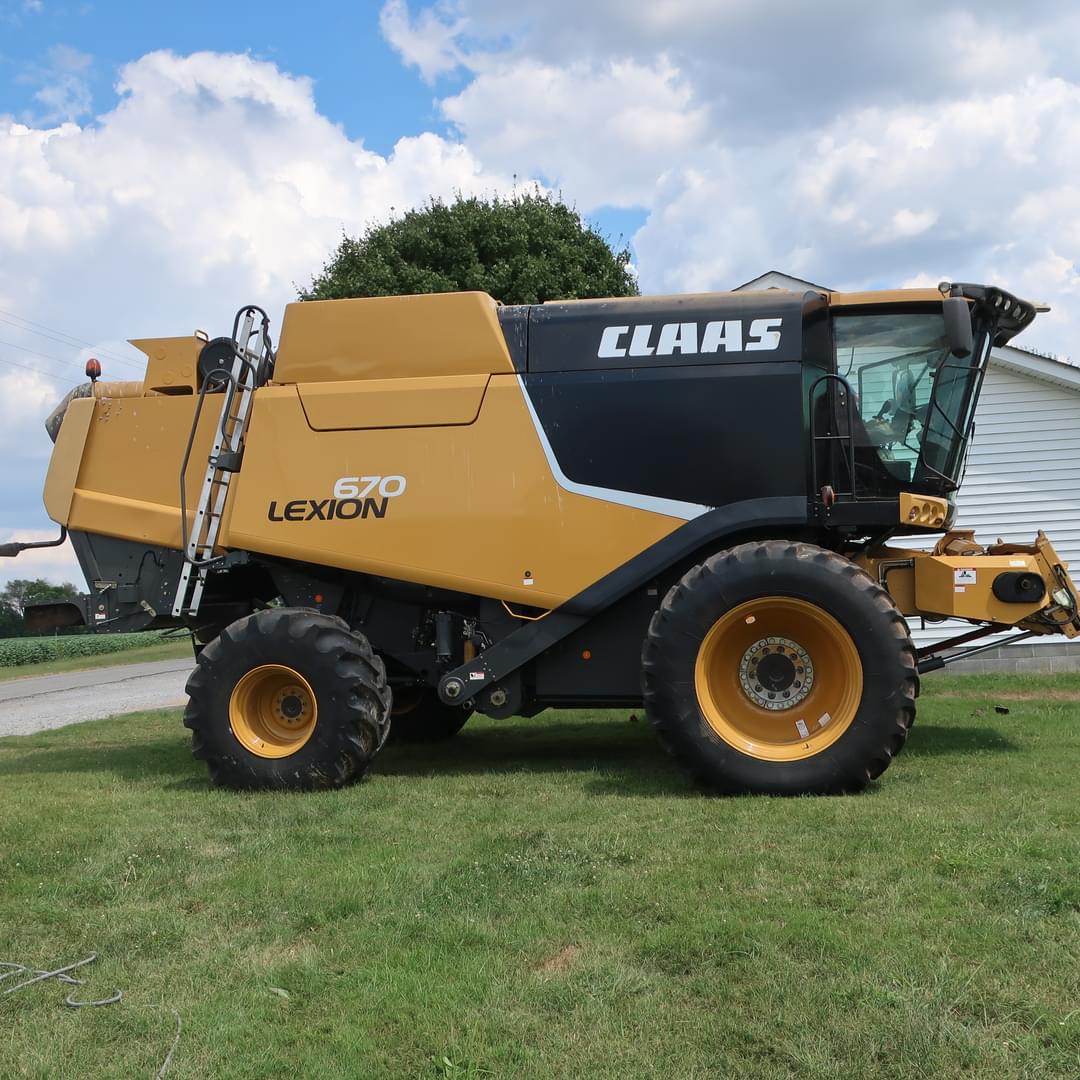 Image of CLAAS Lexion 670 Primary image