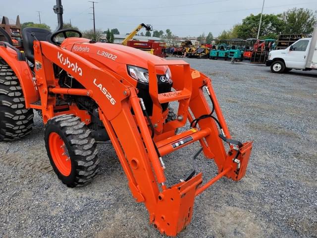 Image of Kubota L3902 equipment image 2