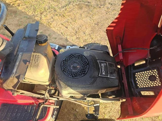 Image of Troy Bilt Bronco equipment image 4