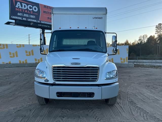 Image of Freightliner M2 equipment image 1