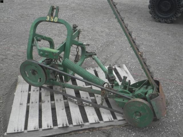 Image of John Deere 350 equipment image 2