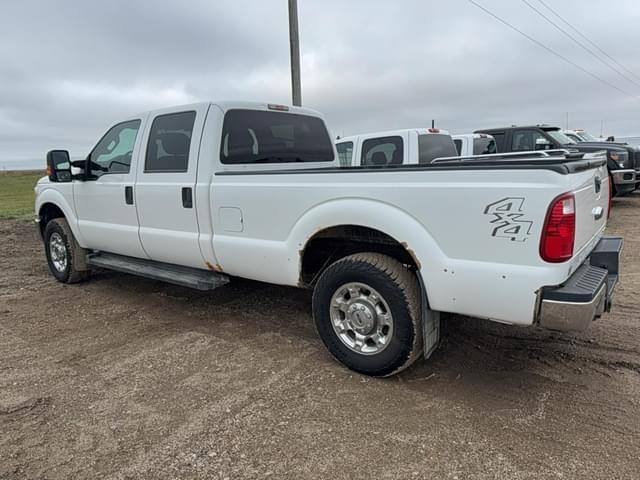 Image of Ford F-250 equipment image 3